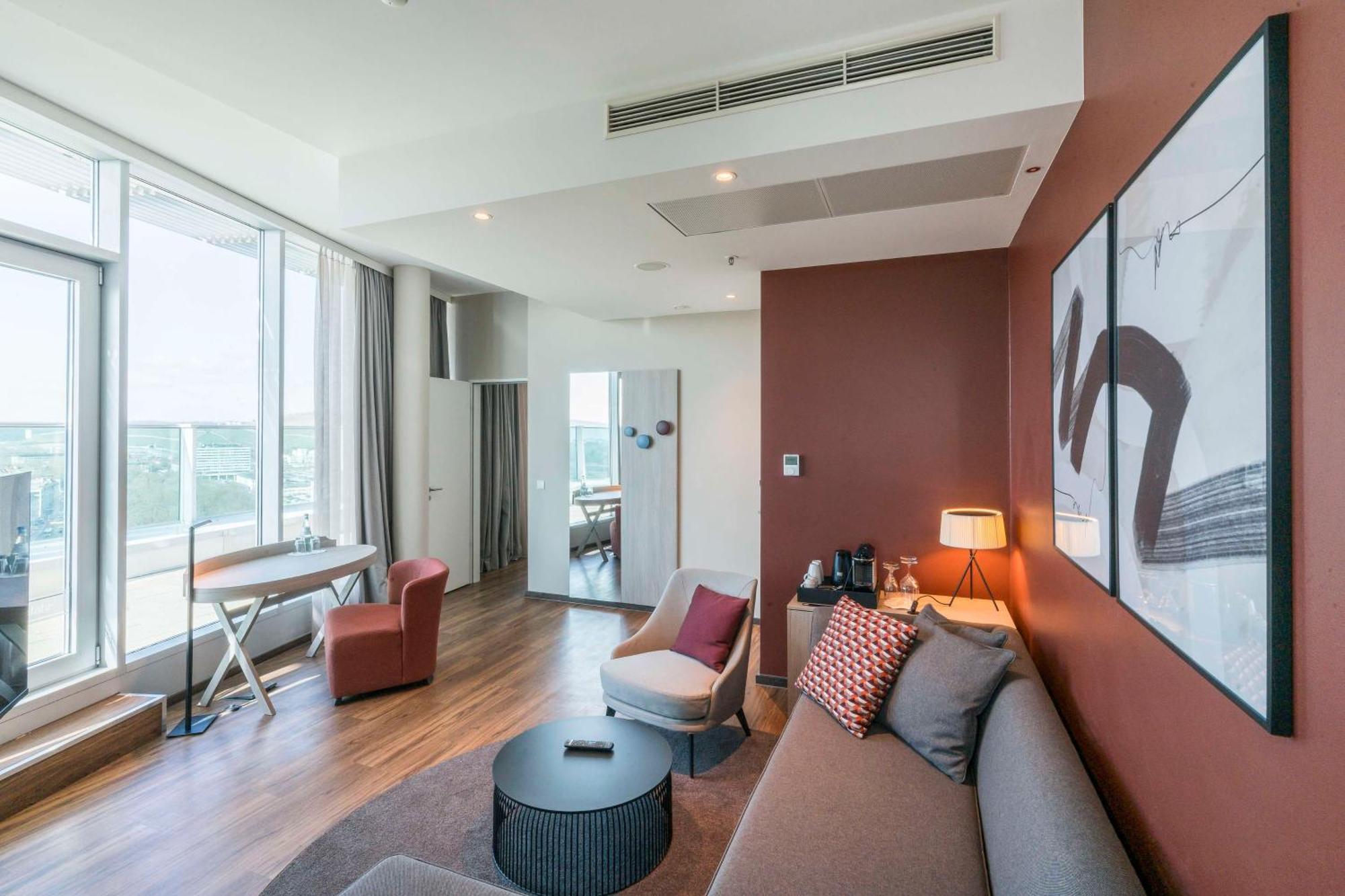 Ghotel Hotel & Living Wuerzburg Bagian luar foto